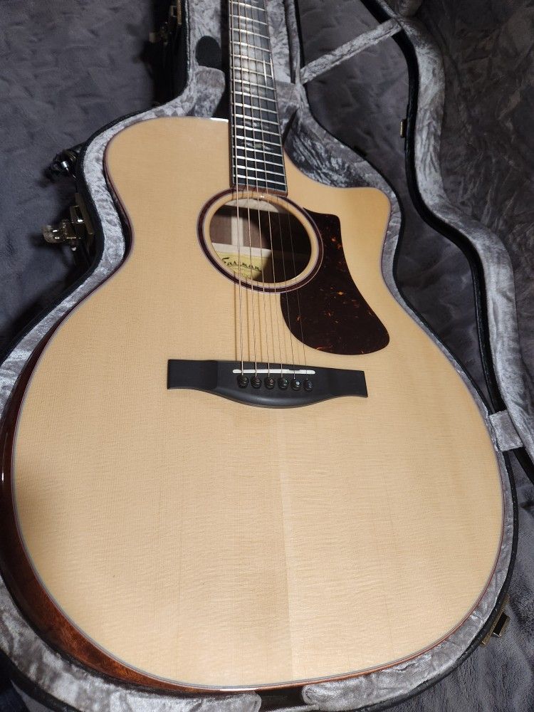 MINT Eastman AC522CE w/ K&K Pure Mini & Case