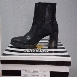 Camel Threads Black Snake Skin Boots