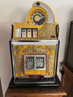 Walting Antique slot machine