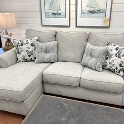 New 92” Sofa Chaise  🔥🔥 HOT BUY