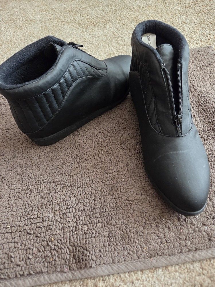 Womens Sz 101/2-11,All Weather Short Boots By Naturalizer, NEW $10.00 Blk