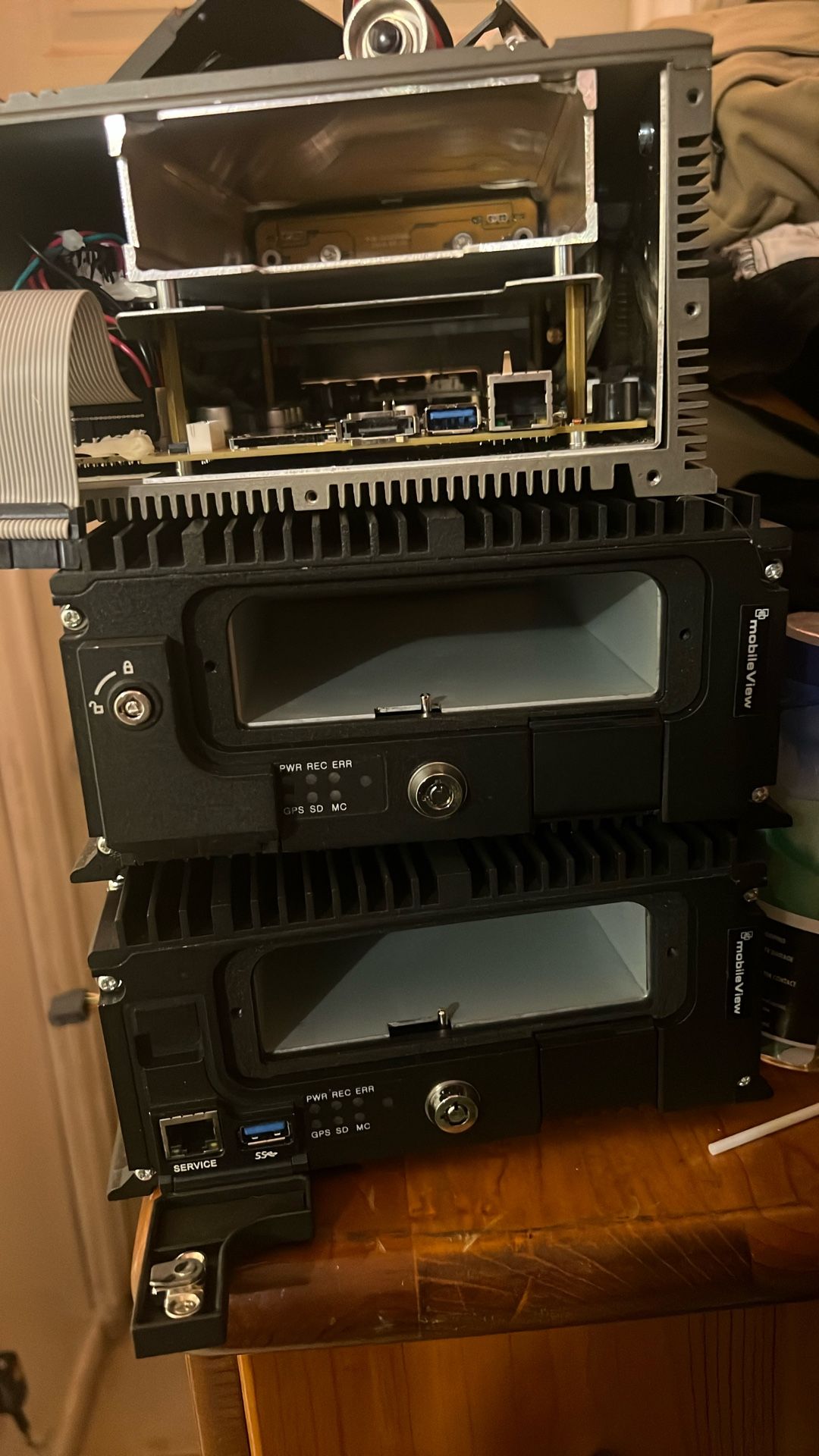 Hikvision DS-MP7608 8-Channel 1080p Mobile DVR (No HDD)