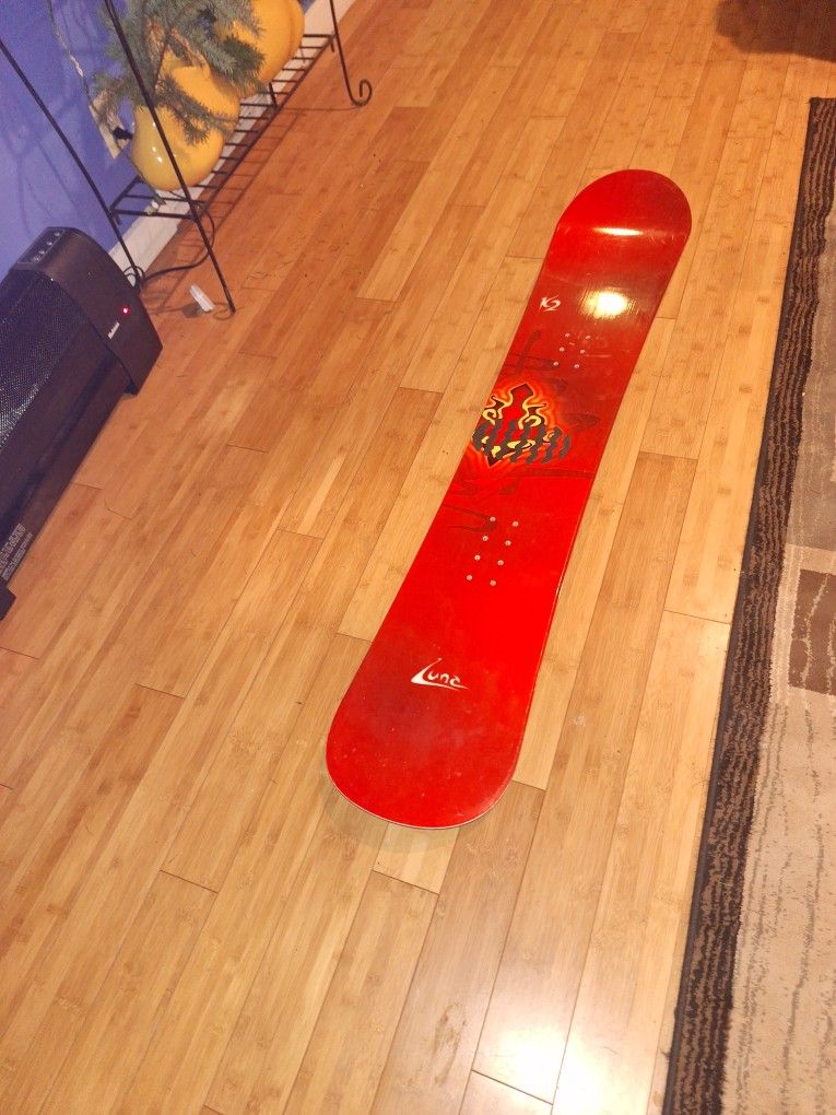 New K2 Snowboard 153cm