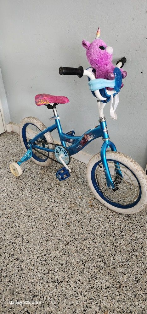 Little mermaid bike with best sale training wheels