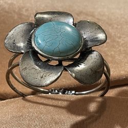 One Of A Kind Turquoise Style Cuff Bracelet 
