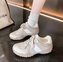 Women Shoes Size 40 ( Size 9)