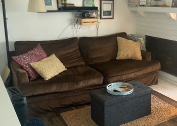 Extremely comfortable couch!