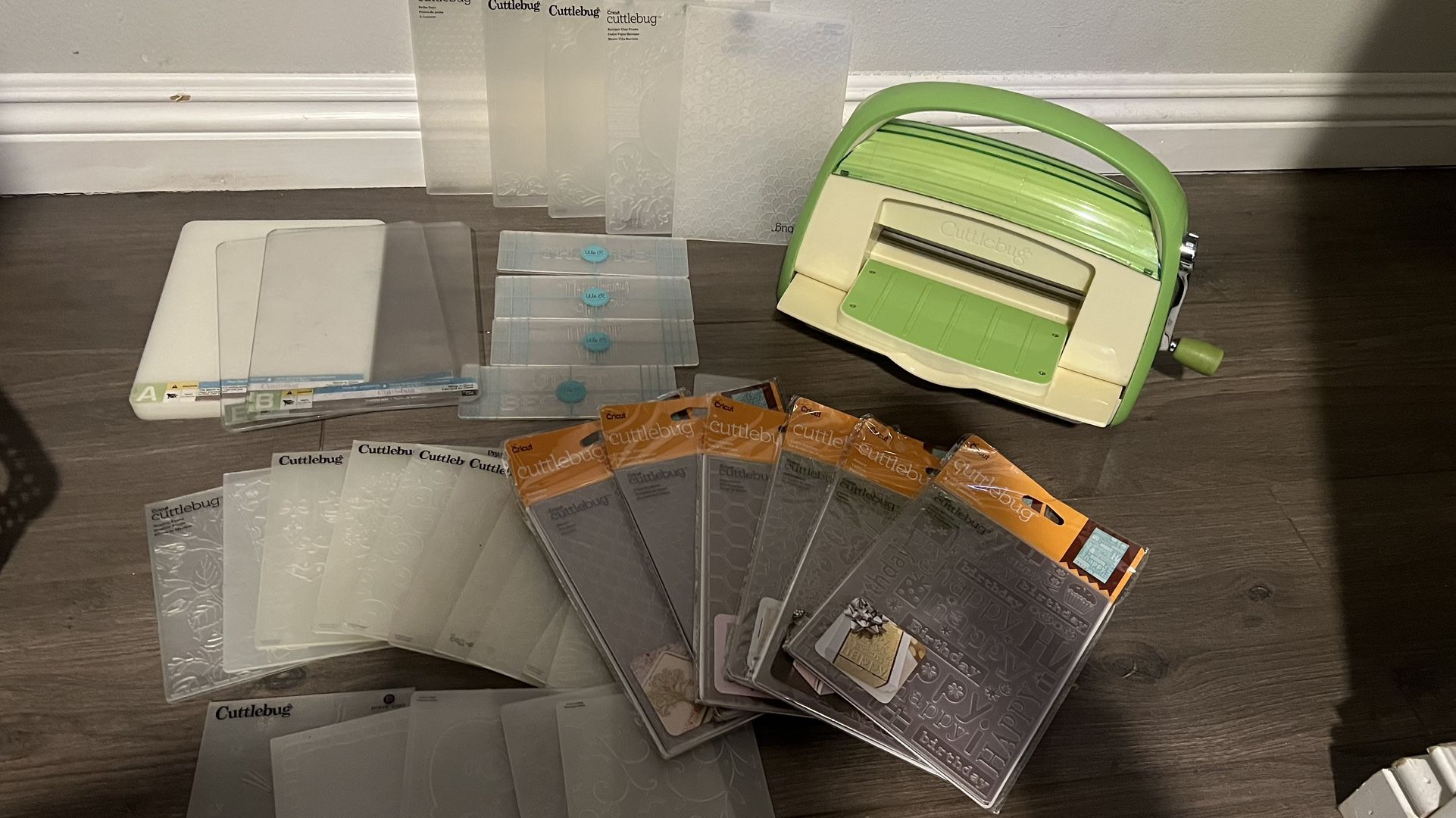Cricut cuttlebug