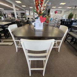 5 Pc Dining Table 🎊🎊🎊
