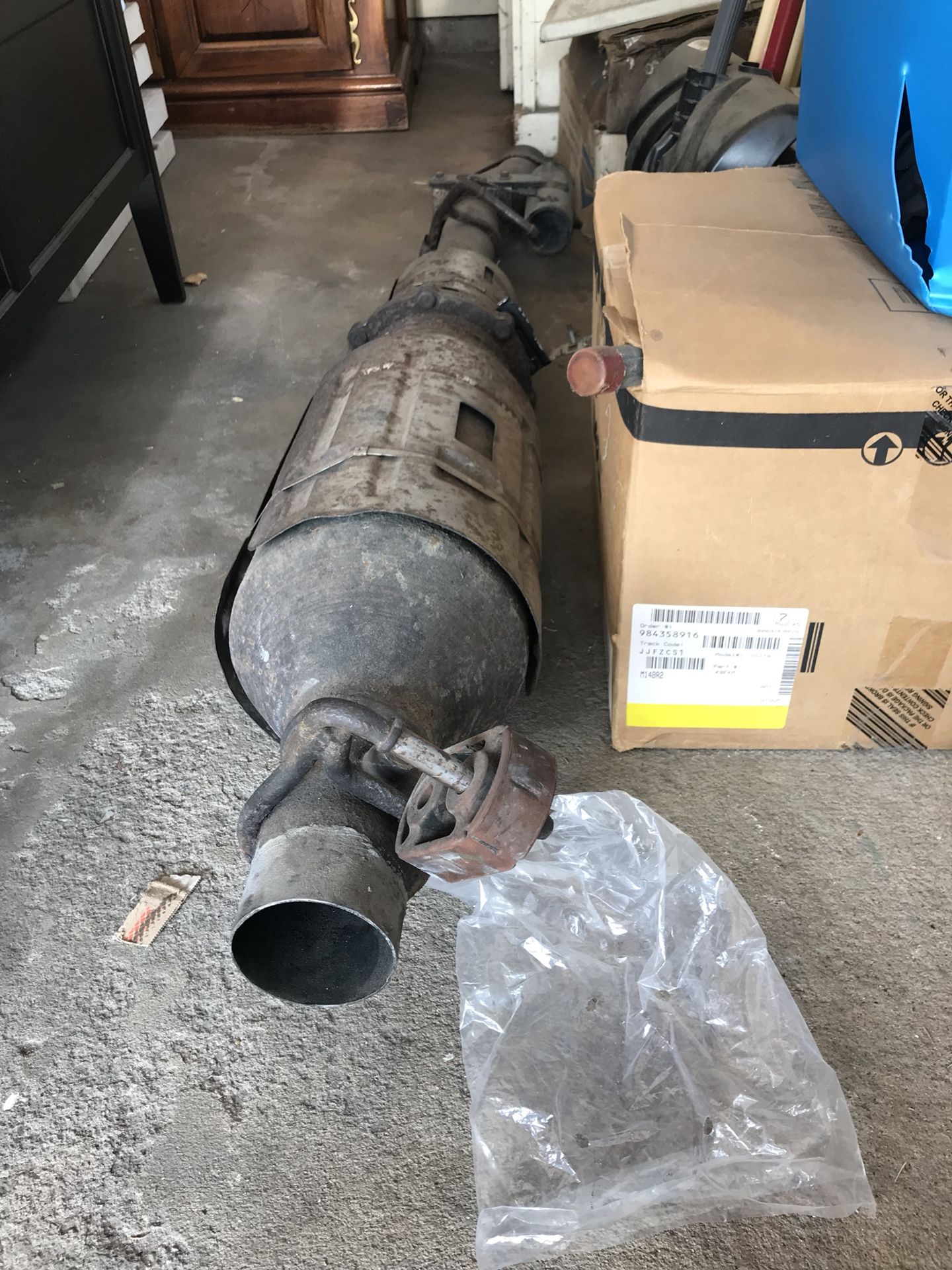 Ford diesel catalytic converter 2008 2010 f250 f350 f450 for sale in