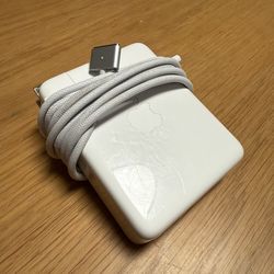 Apple MacBook MagSafe Charger