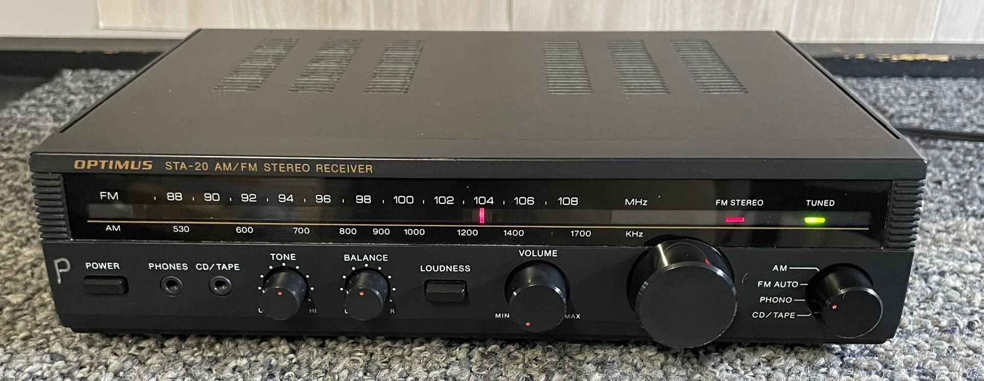 Optimus STA-20 Micro AM/FM Stereo Receiver