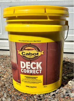 5 gal Cabot DeckCorrect in Victory Gray