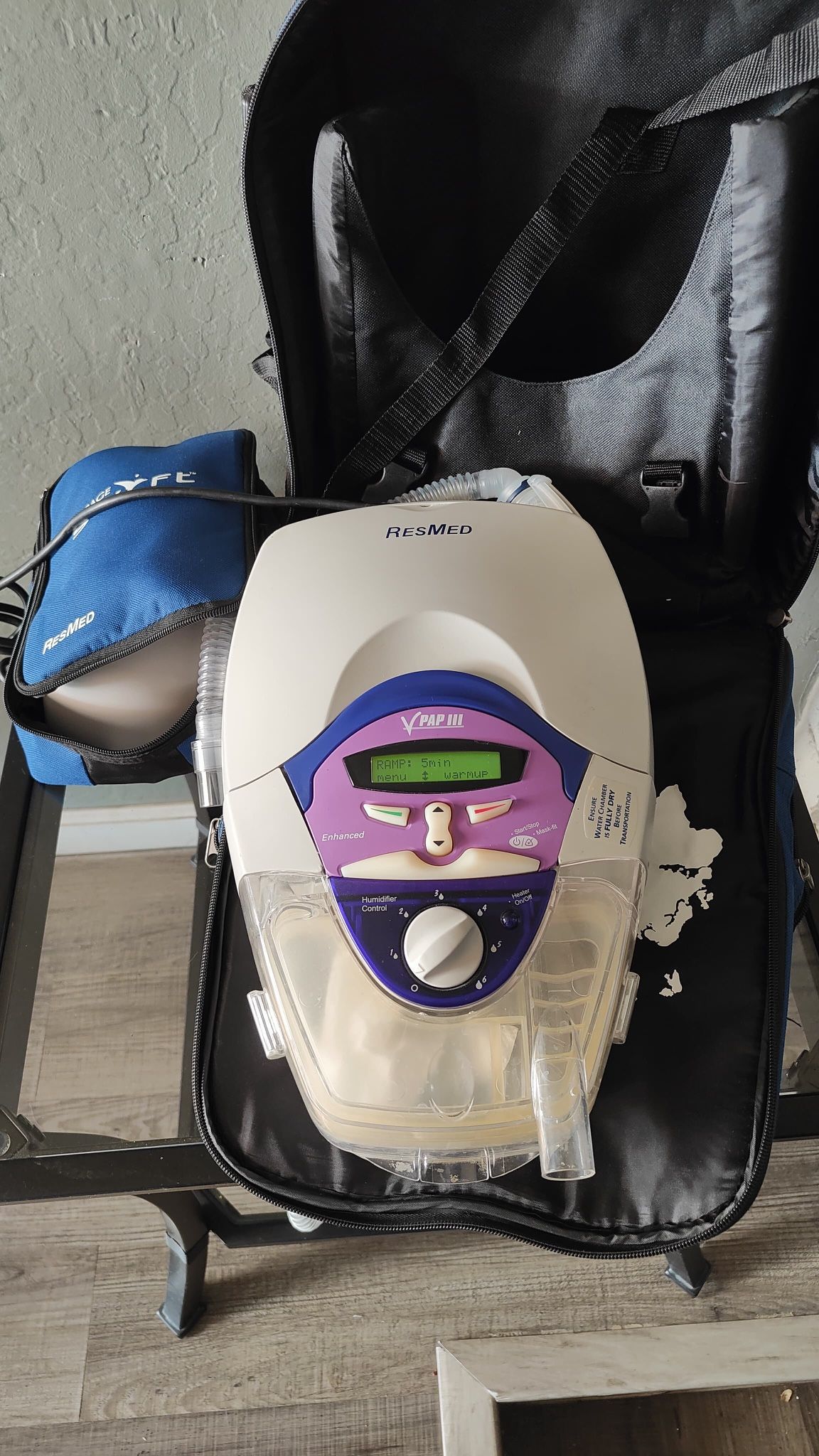 ResMed VPAP III (sleep apnea humidifier therapy machine)
