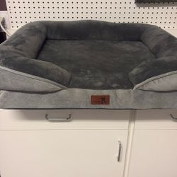 Like New Dog Bed