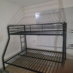 Black Metal Twin-over-Full Bunk Bed