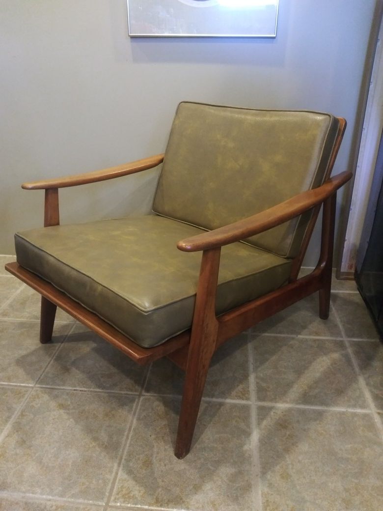 Vintage Danish Mod Century Modern Lounge Chair