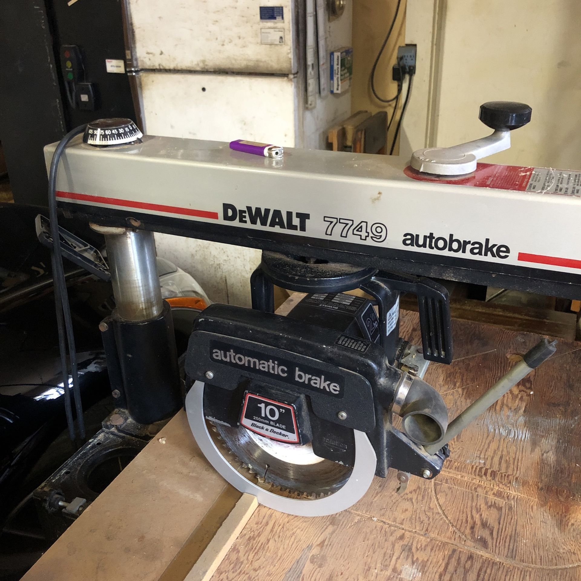 10 In. DeWalt 7749 Radial Arm Saw