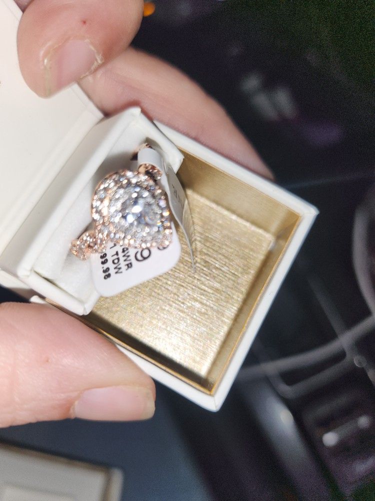 Neil Lane Diamond Engagement Ring