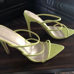 Heels Neon Yellow 7.5