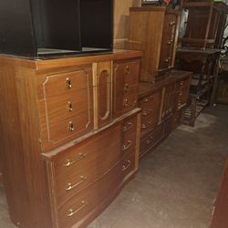 Mcm Dresser Set 