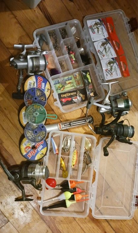 Bundle of Fishing Gear