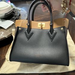 Brand New Louis Vuitton Purse