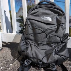 North face Borealis Commuter Backpack asphalt grey/ Black