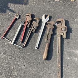 Pipe Wrenches 