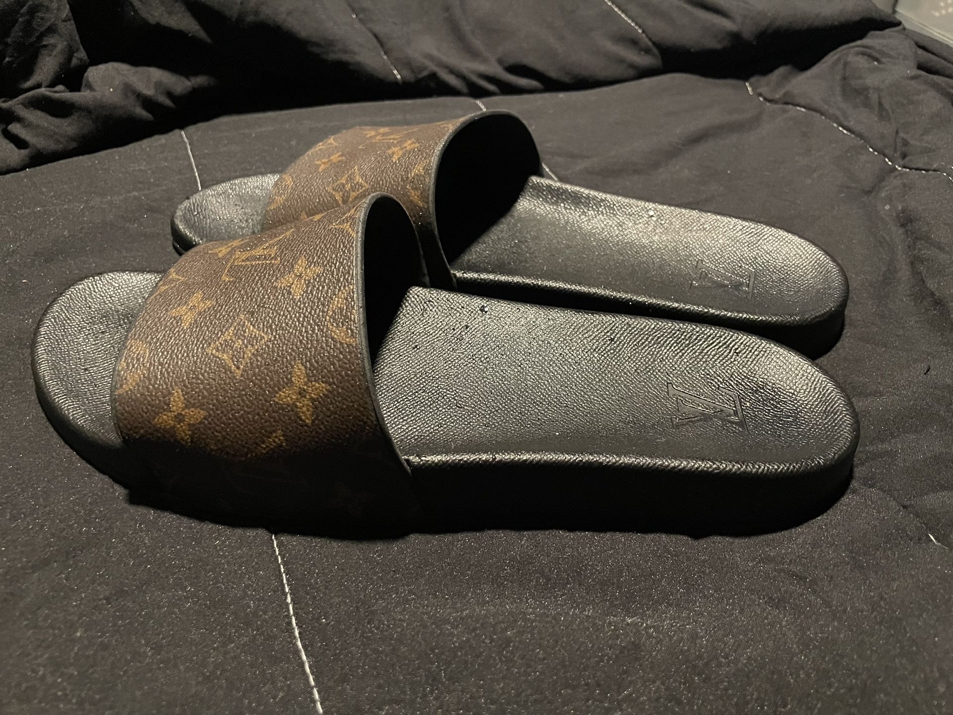 Louis Vuitton Waterfront Mule Size 12