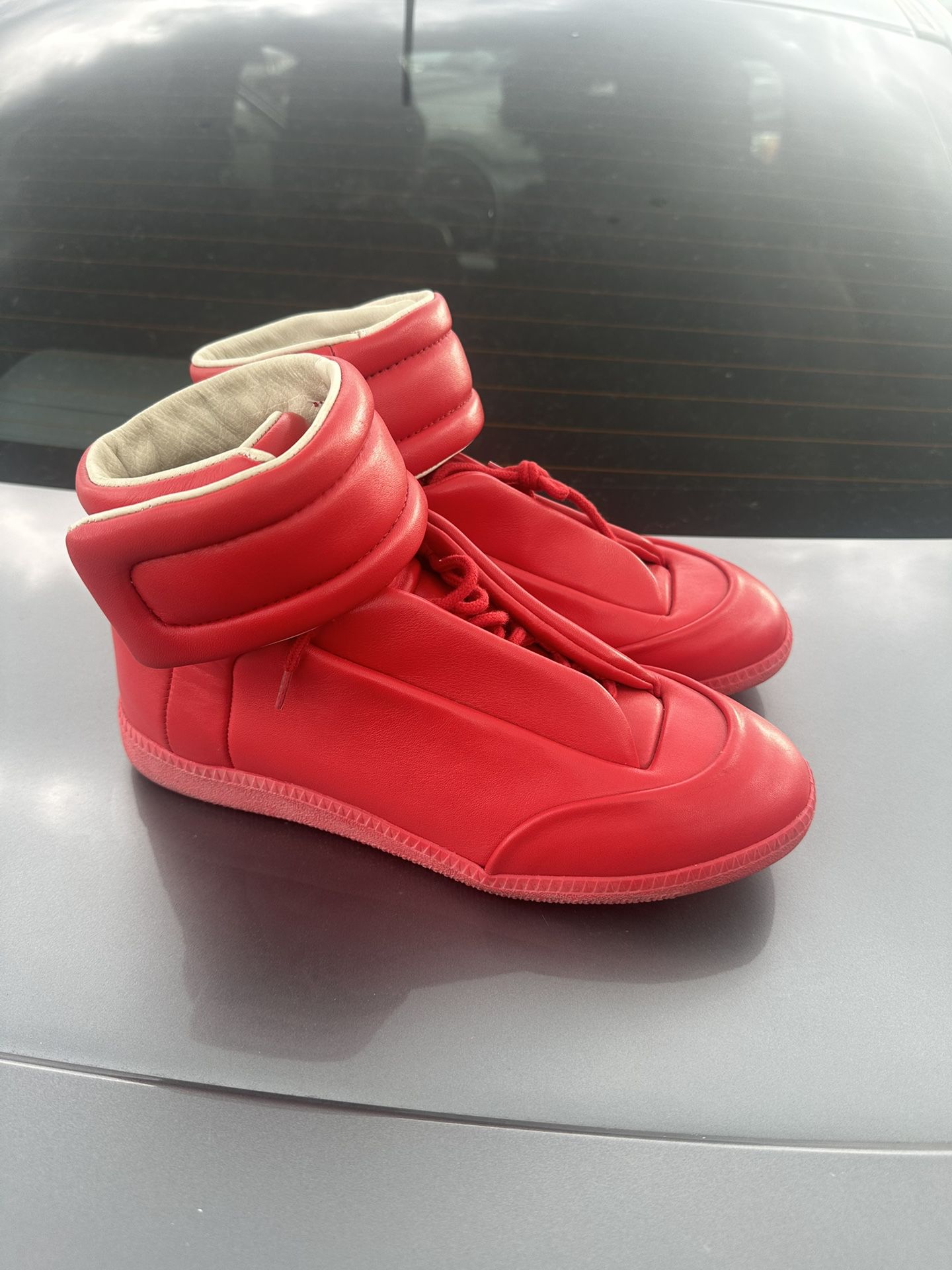 telex grad kontrollere Maison Margiela Sneakers 22 Red for Sale in Wht Settlemt, TX - OfferUp