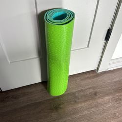 Gaiam Yoga Mat