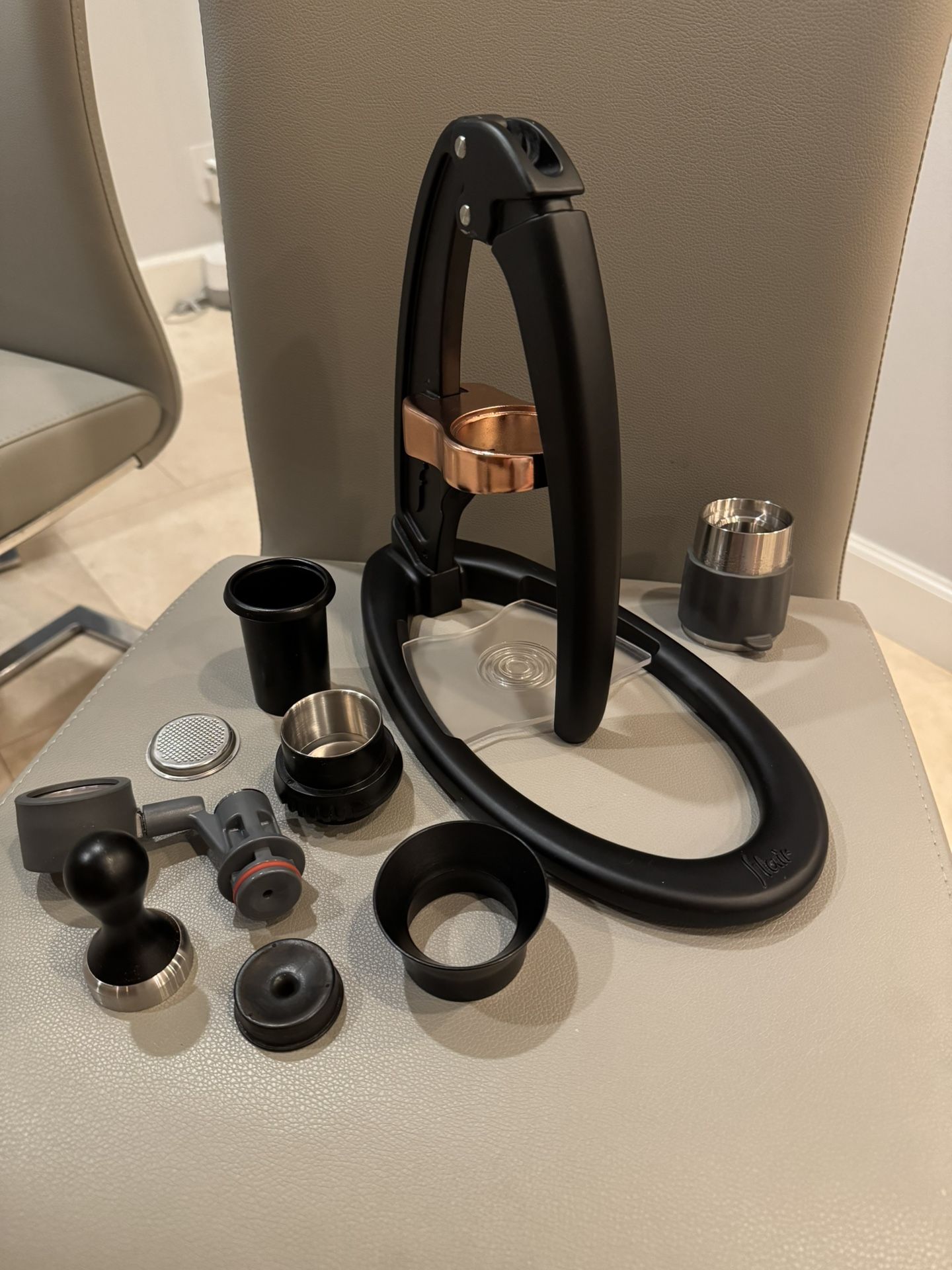 Flair Espresso Maker Signature Manual Lever Espresso Machine with Stainless Steel Tamper, Pressure Gauge