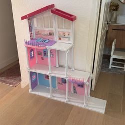 Barbie House 