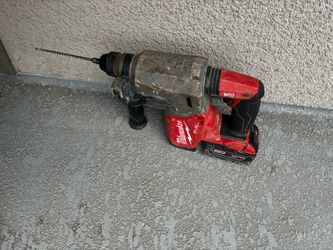 Milwaukee 1” SDS