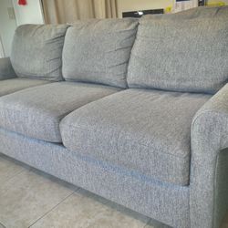 Bassett sleeper sofa