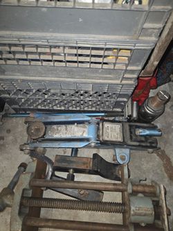 Car jacks