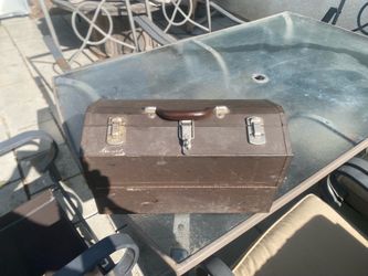 Vintage kennedy toolbox