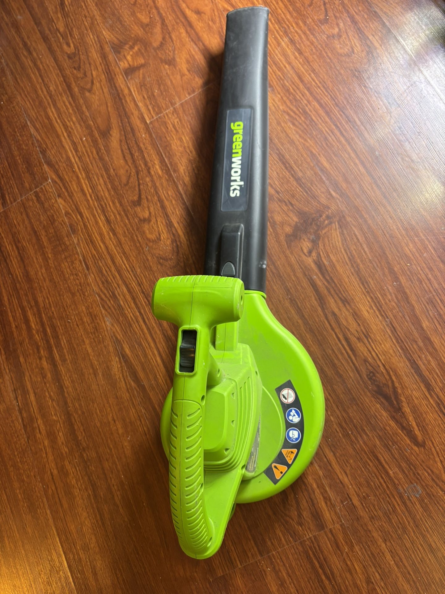Greenworks 7-amp Corded Leaf Blower