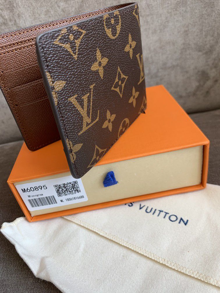 Men's Louis Vuitton Wallet for Sale in Brooklyn, NY - OfferUp