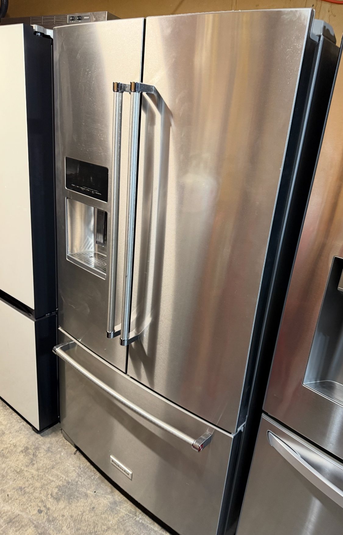 Refrigerator KitchenAid Frenchdoor Everything Works Perfectly Fine