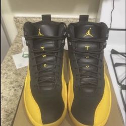 Jordan 12 Black And Yellow Sz10.5