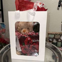 Valentine’s Day Gift Bundle 💝 Teddy, Chocolate, Rose & Balloon