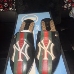 Gucci New York Yankees Leather Slipper