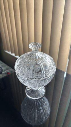 Crystal candle dish with lid