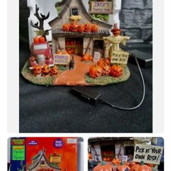Lemax Spooky Town