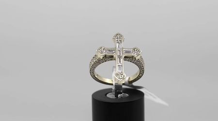 Lab diamond cross ring