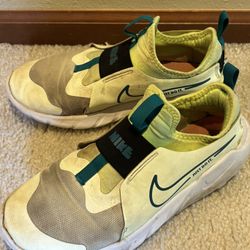 Nike Big Boy’ Slip On Shoes 