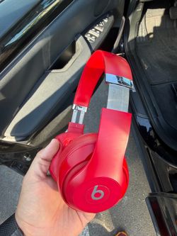 Beats Studio3 Wireless Headphones – Red – Case & Cable Included