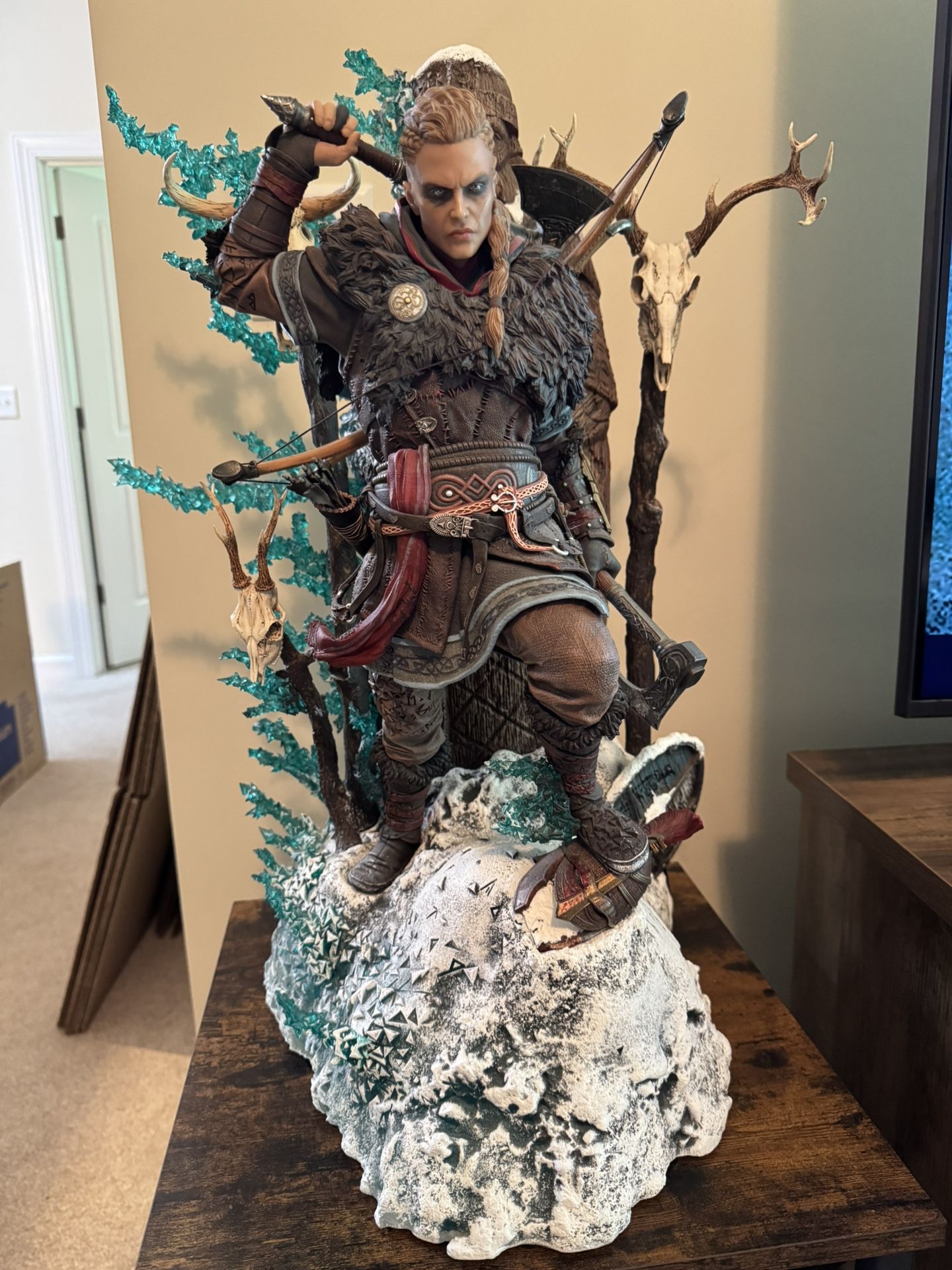 Pure Arts 1/4 Scale Animus Statue Eivor